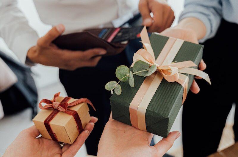 How Can One Navigate Gift-Giving Etiquette Across Different Cultures?